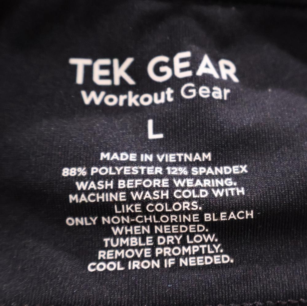 Tek Gear Women's High-Waisted Black Shorts - Picture 6 of 6